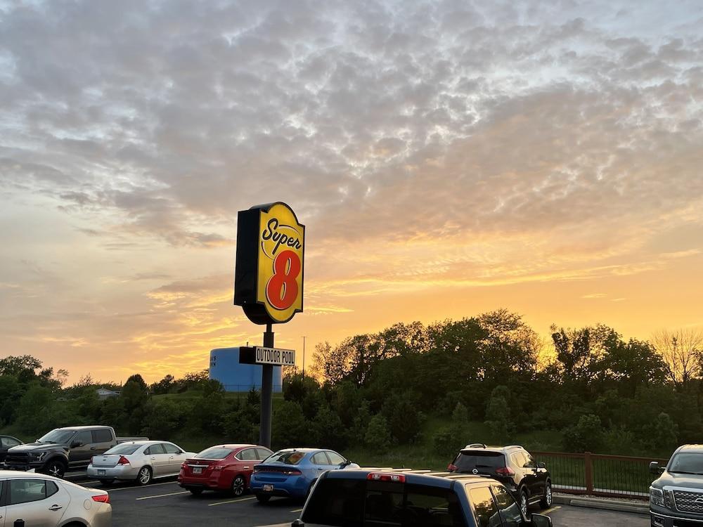 Super 8 By Wyndham Hannibal Esterno foto